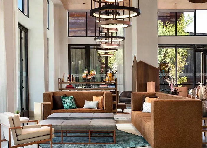 Canopy By Hilton Old Town Hotel 4*
